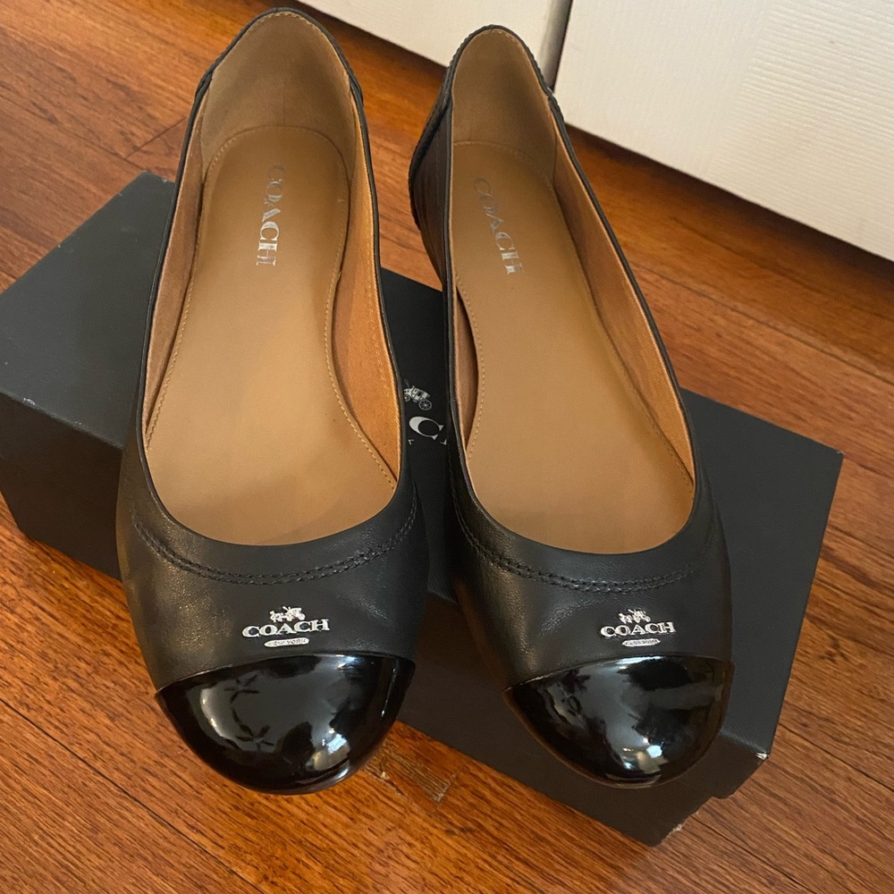 Coach flats